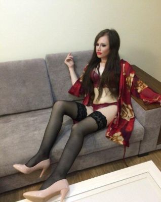 Юля — проститутка с большими формами, 32 лет