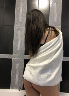 Лора, тел. 8 911 463-18-70 и Калининградская девушка по вызову